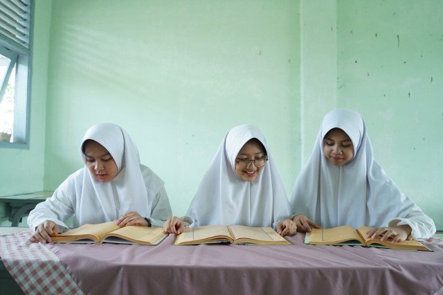 Wujudkan Cita-cita dengan Bersungguh-sungguh dan Tekun Dalam Menuntut Ilmu